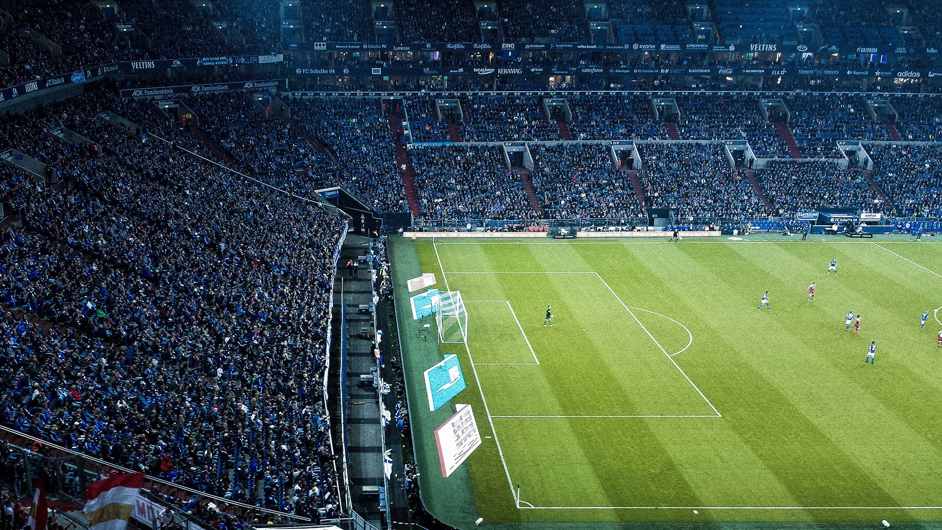 FBsports-绝杀与重生，梅赛德斯险胜哈斯，皮亚斯特里改写历史的那个下午
